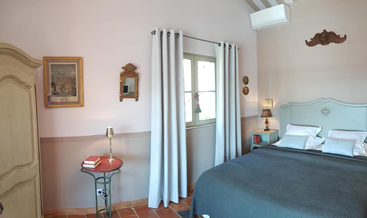 Pierres Blanches Bed & Breakfast Cotignac Exterior foto