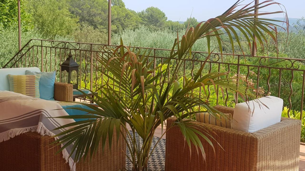 Pierres Blanches Bed & Breakfast Cotignac Exterior foto
