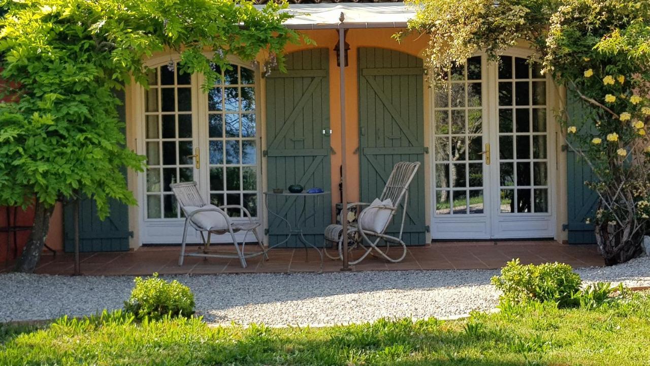 Pierres Blanches Bed & Breakfast Cotignac Exterior foto